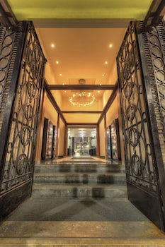 Gdm Megaron Historical Monument Hotel