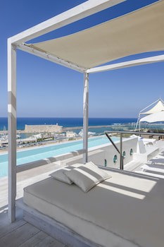 Gdm Megaron Historical Monument Hotel