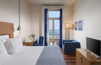 Gdm Megaron Historical Monument Hotel