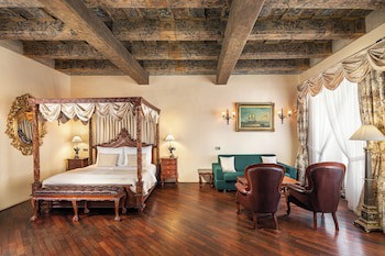 Iron Gate Hotel & Suites Prague by BHG galeri fotoğrafı