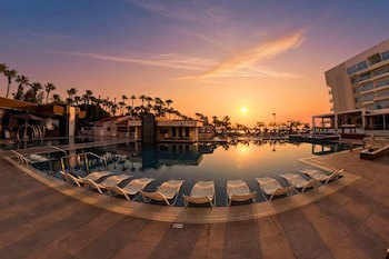 Cavo Maris Beach Hotel galeri fotoğrafı