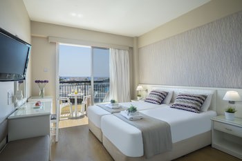 Pavlo Napa Beach Hotel fotoğrafı