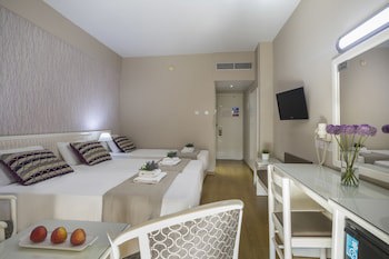 Pavlo Napa Beach Hotel fotoğrafı