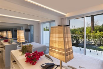 Hotel Alpha galeri fotoğrafı