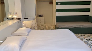 Hotel Alpha fotoğrafı