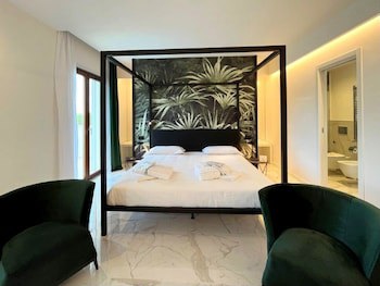 Hotel Alpha fotoğrafı