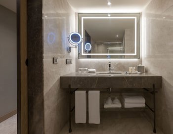 Doubletree By Hilton Hotel Istanbul - Sirkeci