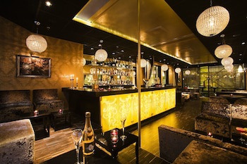 First Hotel G