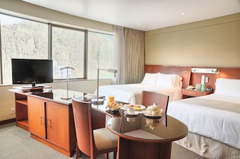 Suites Camino Real
