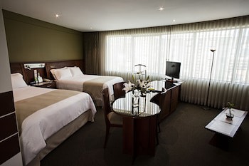 Suites Camino Real