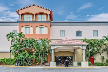 Fiesta Inn Colima