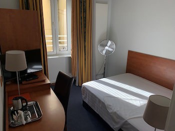 Admiral Hotel