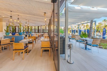 Corallium Beach By Lopesan Hotels - Adults Only