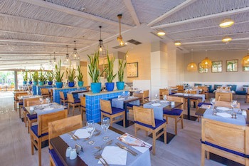 Corallium Beach By Lopesan Hotels - Adults Only