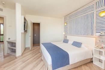 Corallium Beach By Lopesan Hotels - Adults Only