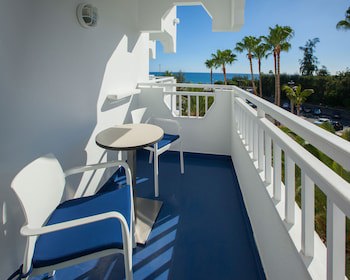 Corallium Beach By Lopesan Hotels - Adults Only