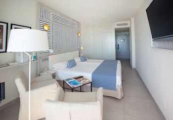 Corallium Beach By Lopesan Hotels - Adults Only