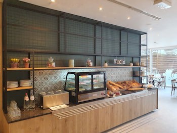 B&B Hotel Mons Gare