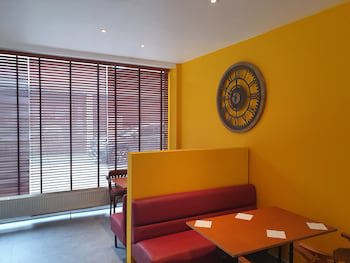 B&B Hotel Mons Gare