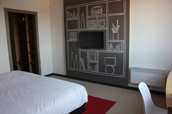 B&B Hotel Mons Gare