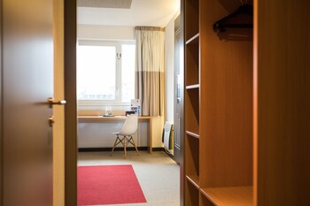 B&B Hotel Mons Gare