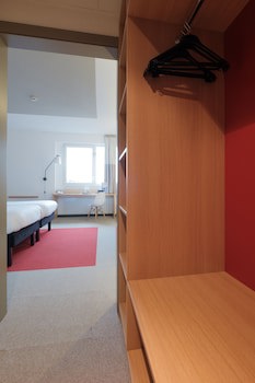 B&B Hotel Mons Gare