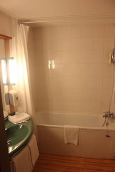 B&B Hotel Mons Gare