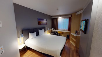 ibis Koln Airport fotoğrafı