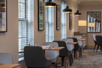 Cambridge Belfry Hotel & Spa