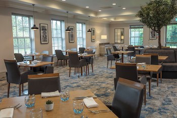 Cambridge Belfry Hotel & Spa