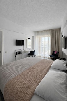 Navarria Hotel fotoğrafı