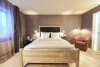 Schwanen Boutique Hotel & Restaurant Metzingen fotoğrafı