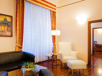 Cloister Inn