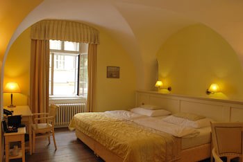 Hotel Metamorphis