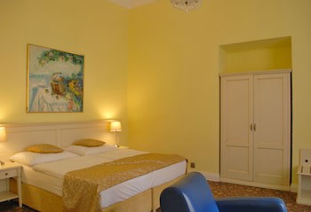 Hotel Metamorphis