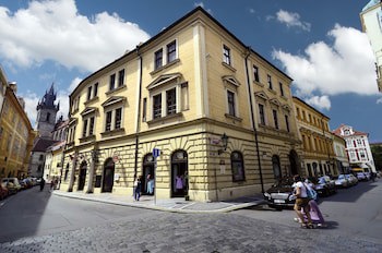 Hotel Metamorphis