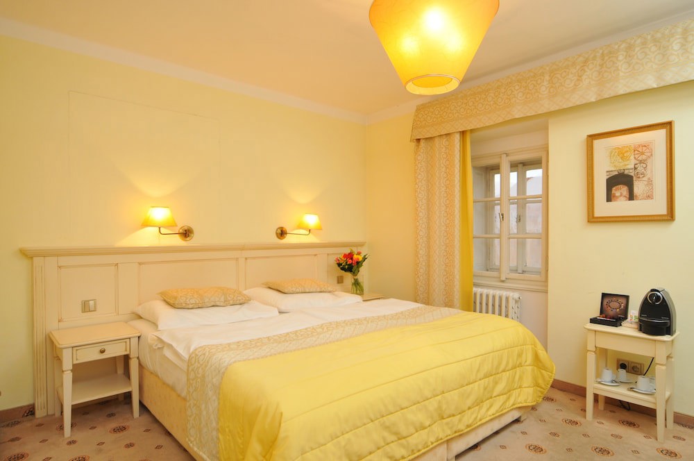Hotel Metamorphis