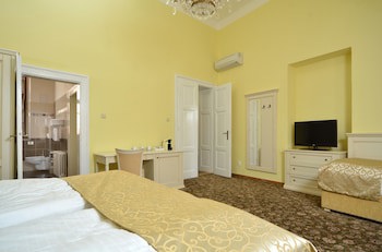 Hotel Metamorphis