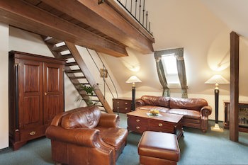 Hotel U Zlateho Stromu Prague by BHG galeri fotoğrafı