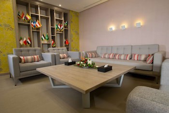 Golden Tulip El Mechtel