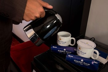 Golden Tulip El Mechtel