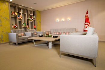 Golden Tulip El Mechtel