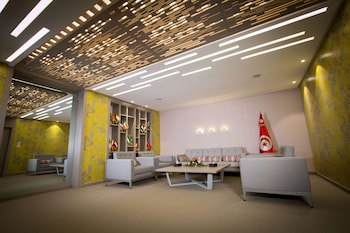 Golden Tulip El Mechtel