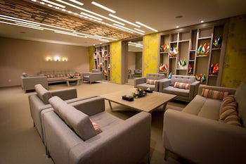 Golden Tulip El Mechtel