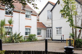Red Lion Hotel, Hillingdon