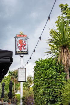 Red Lion Hotel, Hillingdon