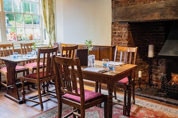 Red Lion Hotel, Hillingdon