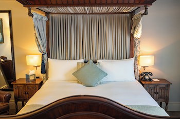 Red Lion Hotel, Hillingdon