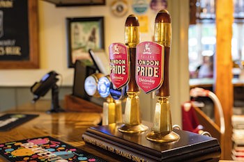 Red Lion Hotel, Hillingdon