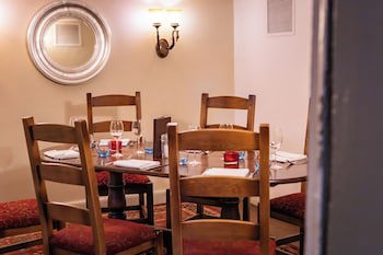 Red Lion Hotel, Hillingdon